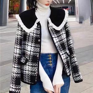 Black and white tweed jacket with attachable knit collar
